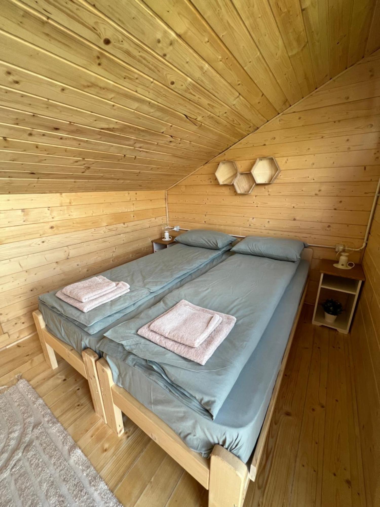 Holiday Bicaz Bungalows On The Lake Exterior foto