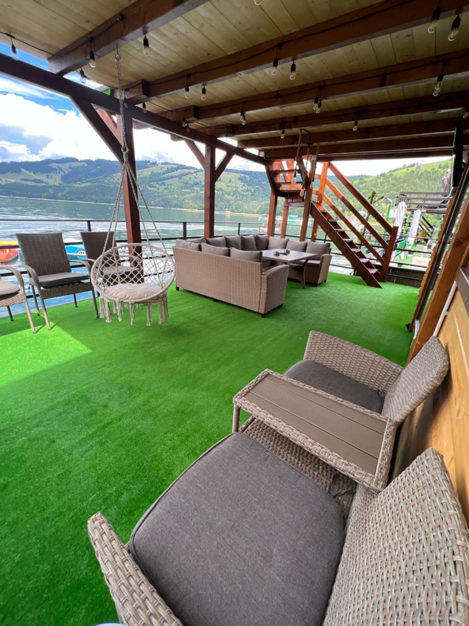 Holiday Bicaz Bungalows On The Lake Exterior foto