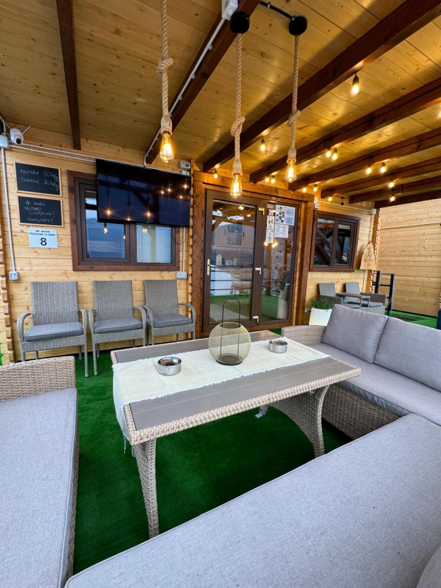 Holiday Bicaz Bungalows On The Lake Exterior foto